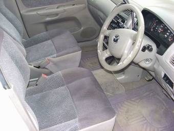 2000 Mazda Premacy Pictures