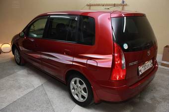 2000 Mazda Premacy Photos