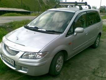 2000 Mazda Premacy Photos