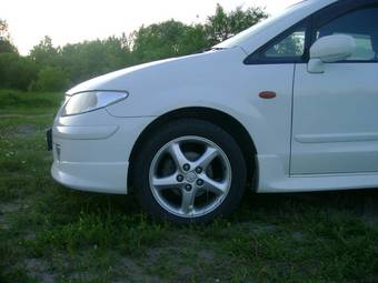 2000 Mazda Premacy Pictures