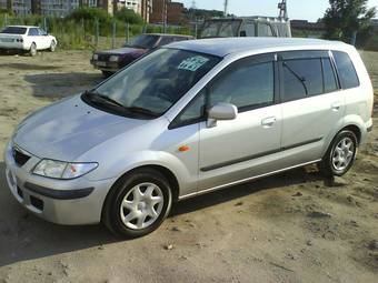 2000 Mazda Premacy Pictures