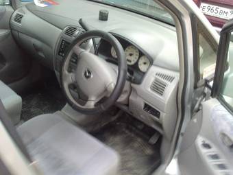 2000 Mazda Premacy Pictures