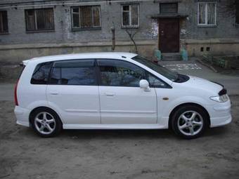 2000 Mazda Premacy Pictures