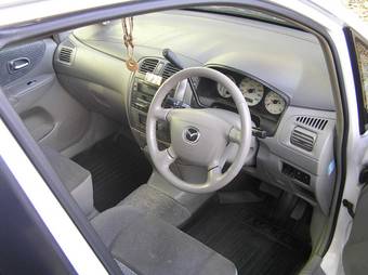 2000 Mazda Premacy Pictures