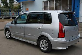 2000 Mazda Premacy Photos