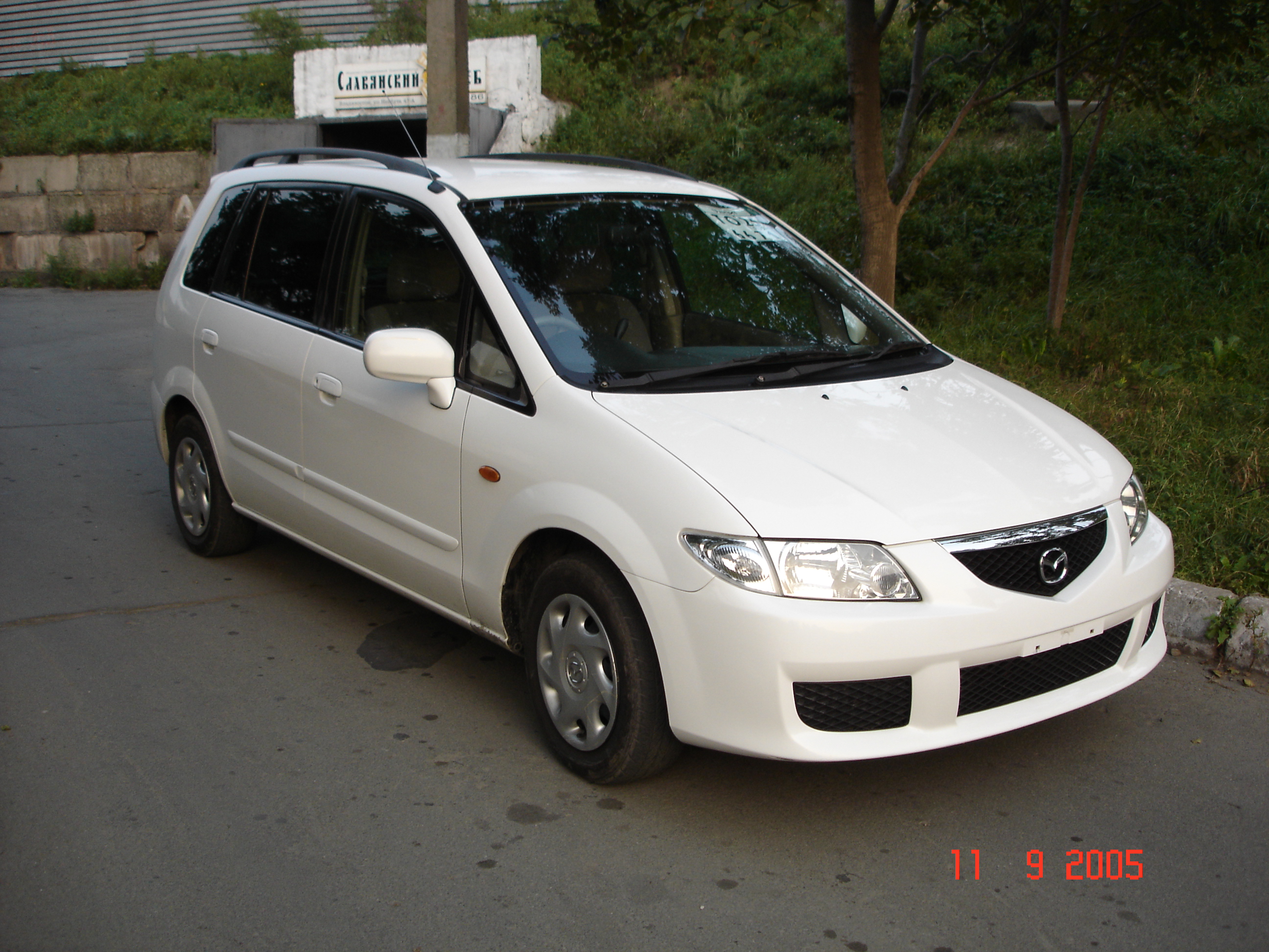 2001 Mazda Premacy