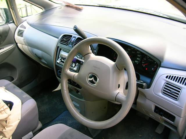 2001 Mazda Premacy