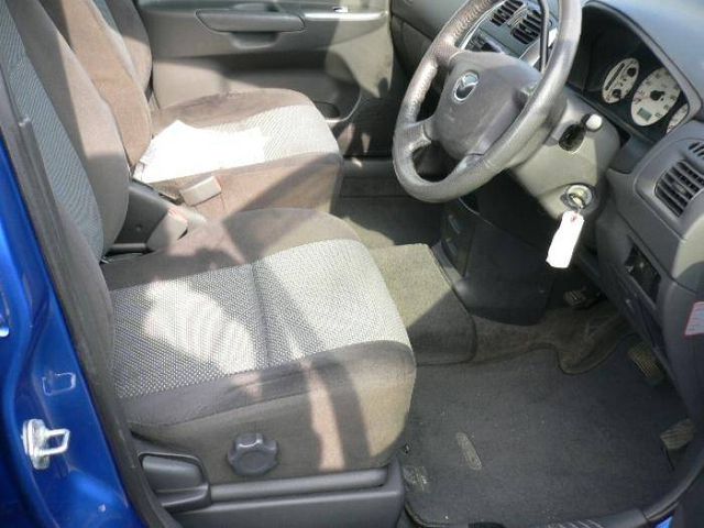 2001 Mazda Premacy