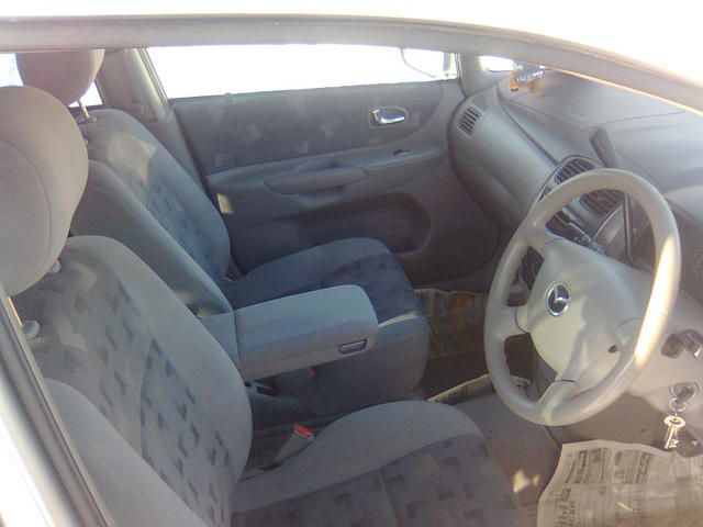 2001 Mazda Premacy