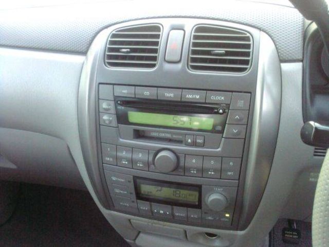 2001 Mazda Premacy