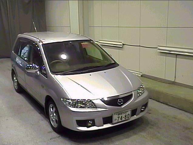 2001 Mazda Premacy Photos