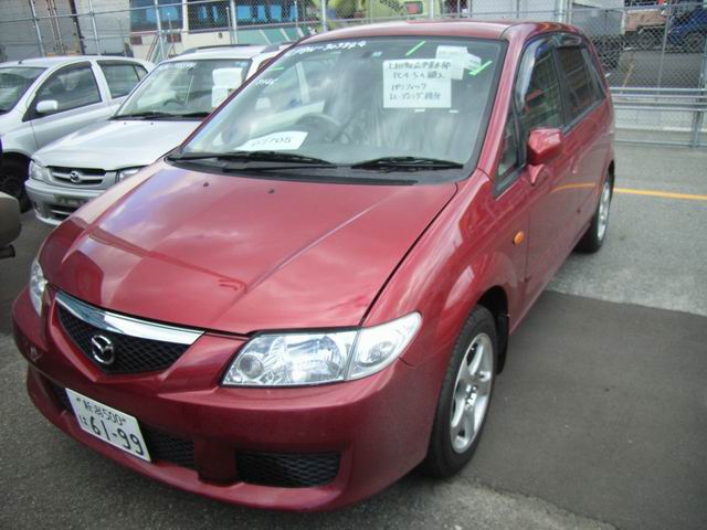 2001 Mazda Premacy Images