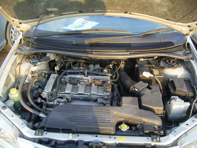 2001 Mazda Premacy Pictures