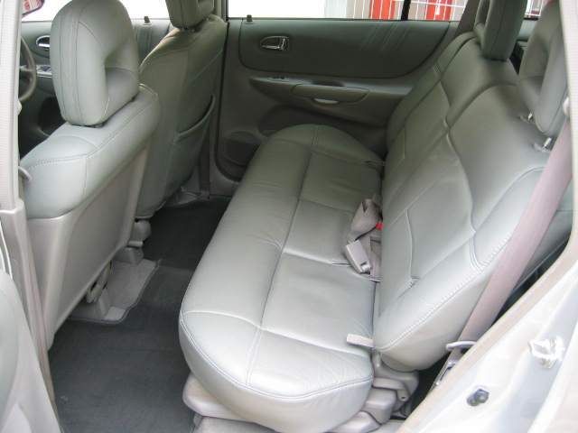 2001 Mazda Premacy Images