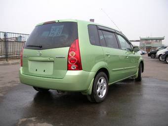 2001 Mazda Premacy Photos