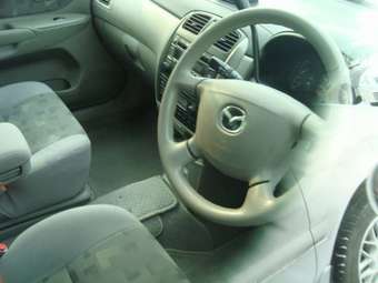 2001 Mazda Premacy Wallpapers