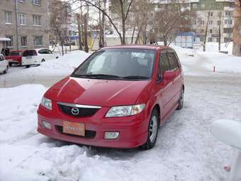 2001 Mazda Premacy Images