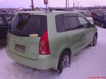 2001 Mazda Premacy Photos