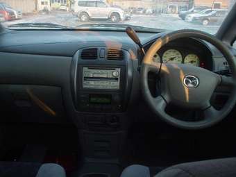 2001 Mazda Premacy Wallpapers