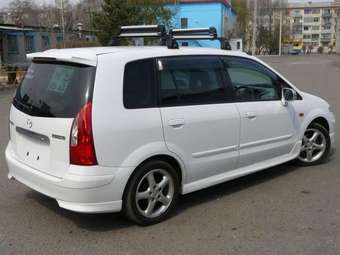 2001 Mazda Premacy Photos