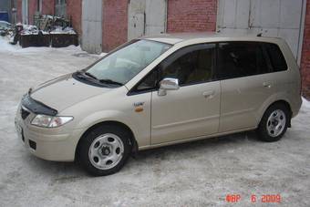 2001 Mazda Premacy Photos