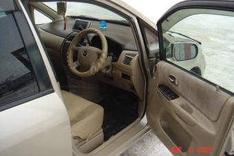 2001 Mazda Premacy Photos