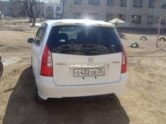 2001 Mazda Premacy Photos