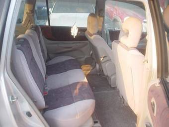 2001 Mazda Premacy Pictures