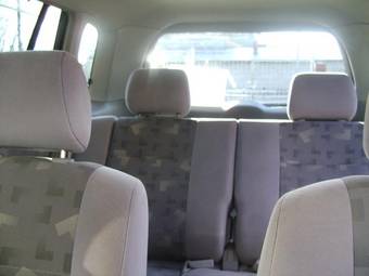 2001 Mazda Premacy Photos