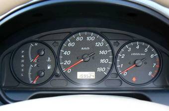2001 Mazda Premacy Images