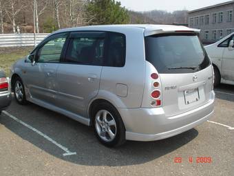 2001 Mazda Premacy Photos