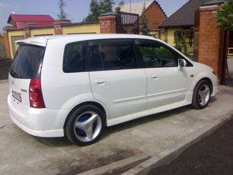 2001 Mazda Premacy Images