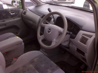 2001 Mazda Premacy Photos