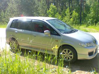 2001 Mazda Premacy Pictures