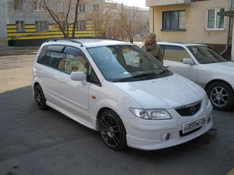 2001 Mazda Premacy Photos