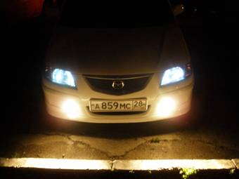 2001 Mazda Premacy Pictures