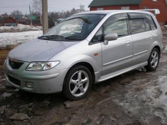 2001 Mazda Premacy Photos