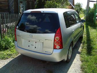 2001 Mazda Premacy Photos