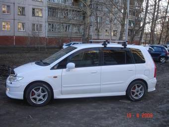 2001 Mazda Premacy Photos