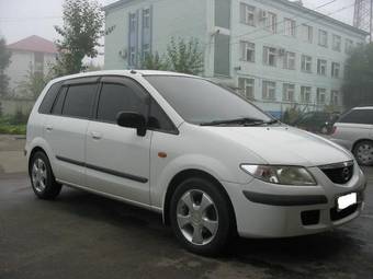 2001 Mazda Premacy Pictures