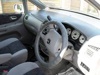 2001 Mazda Premacy Wallpapers
