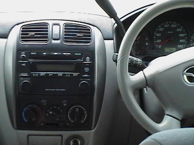 2002 Mazda Premacy