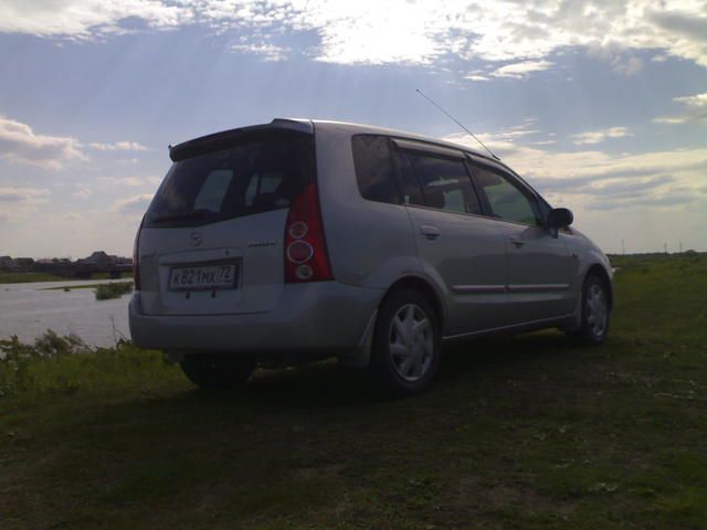 2002 Mazda Premacy