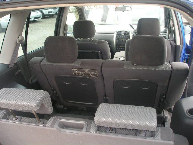 2002 Mazda Premacy