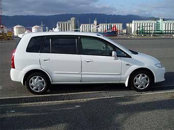 2002 Mazda Premacy Pictures