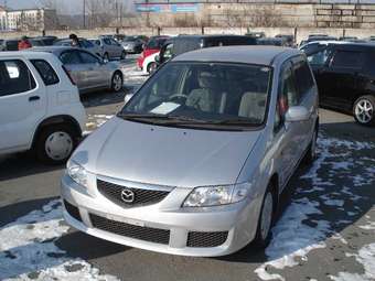 2002 Mazda Premacy Photos