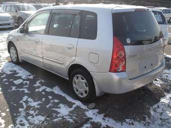 2002 Mazda Premacy Images