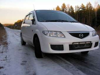 2002 Mazda Premacy Pictures