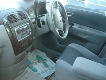 2002 Mazda Premacy Pictures