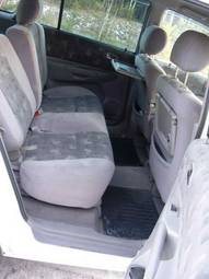 2002 Mazda Premacy Images